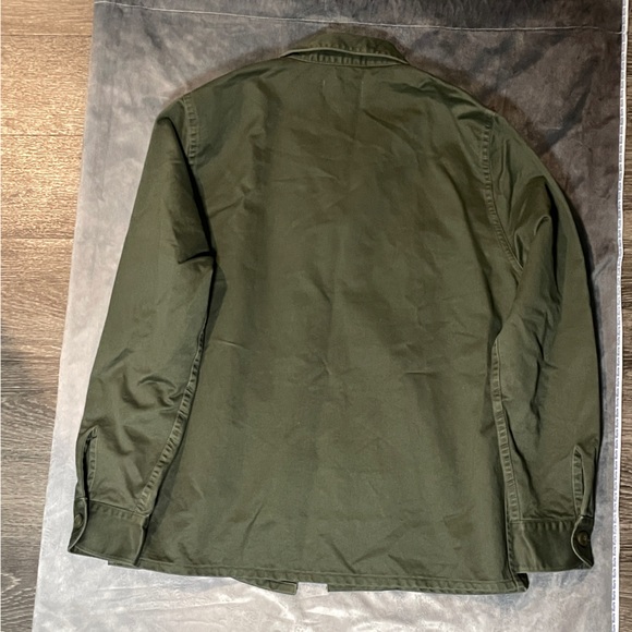 Buck Mason: The Cotton Sateen Alfa Military Shirt MED - Picture 7 of 7